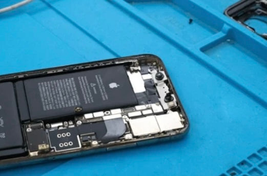 iPhone Akku Wechsel